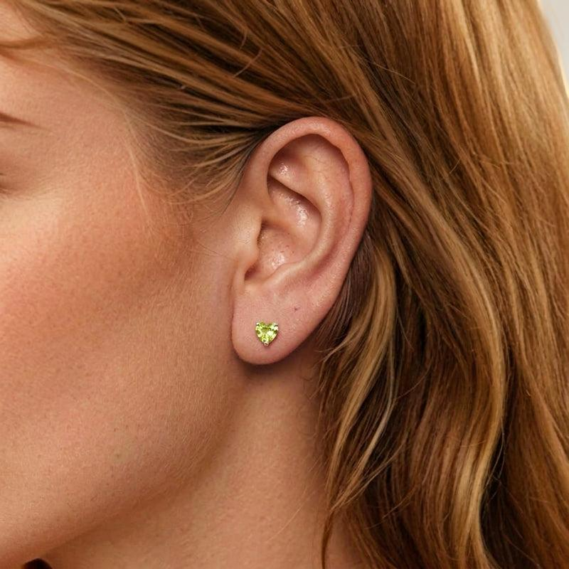 Boucles d'Oreilles Péridot – Cœur Verdoyant, Argent