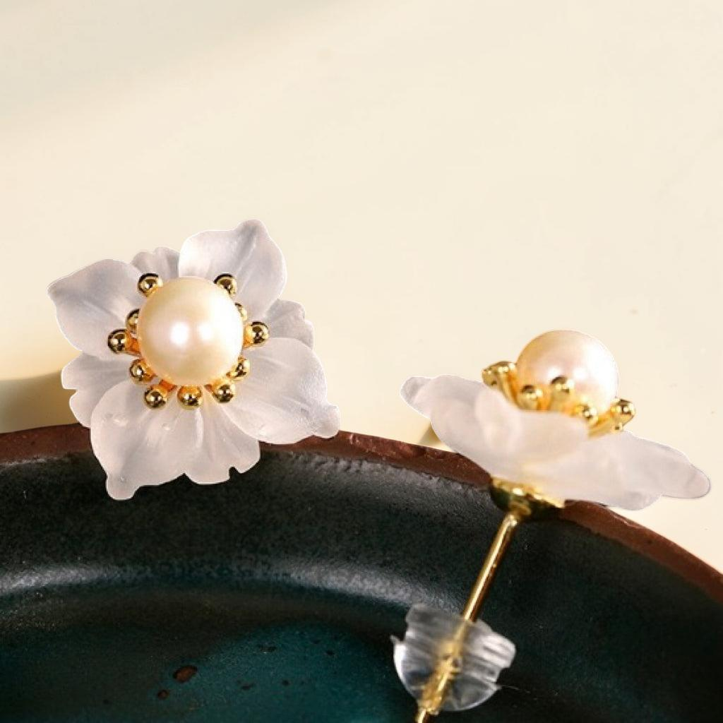 Boucles d'Oreilles Quartz Clair et Perle – Floraison Tranquille, Argent Plaqué Or
