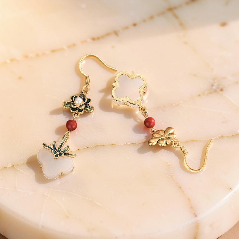 Boucles d'Oreilles Trèfle en Jade – Chance