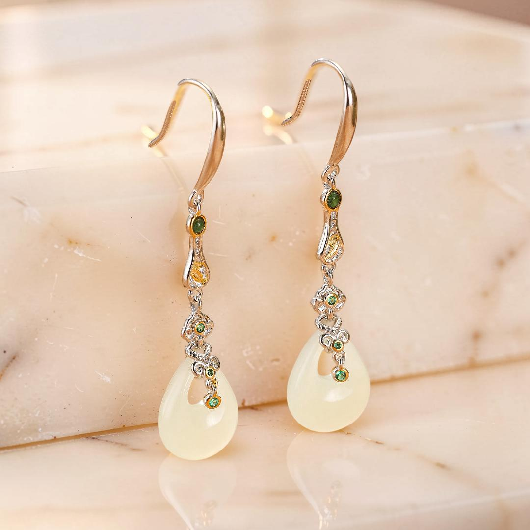 Boucles d’Oreilles Pendantes Jade – Gloire Impériale, Argent Plaqué Or