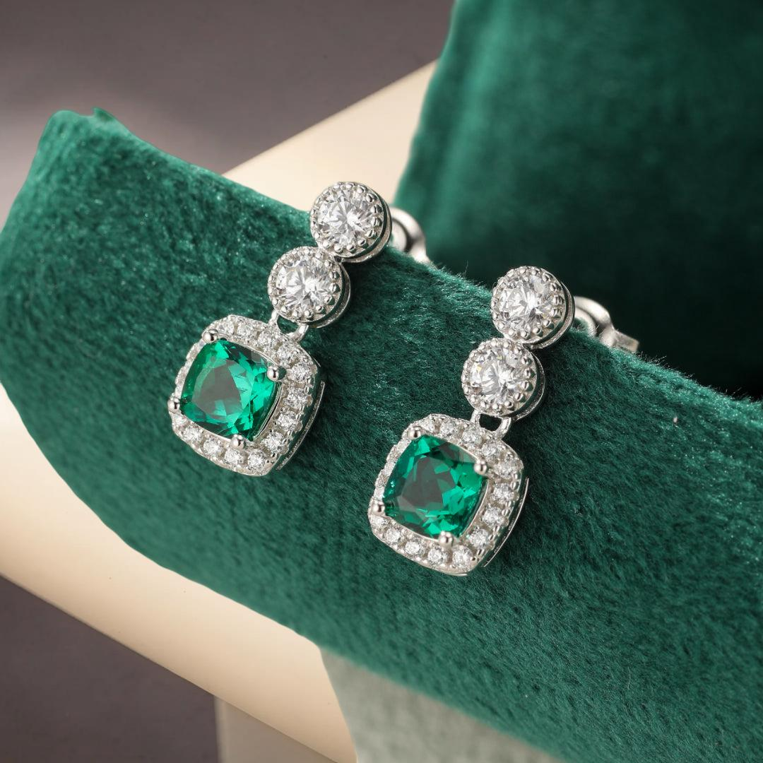 Boucles d’Oreilles Émeraude – Reflets Précieux, Argent Plaqué Platine