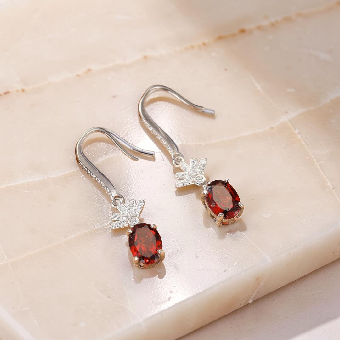 Boucles d’oreilles Grenat – Rayonnement Royal, Argent