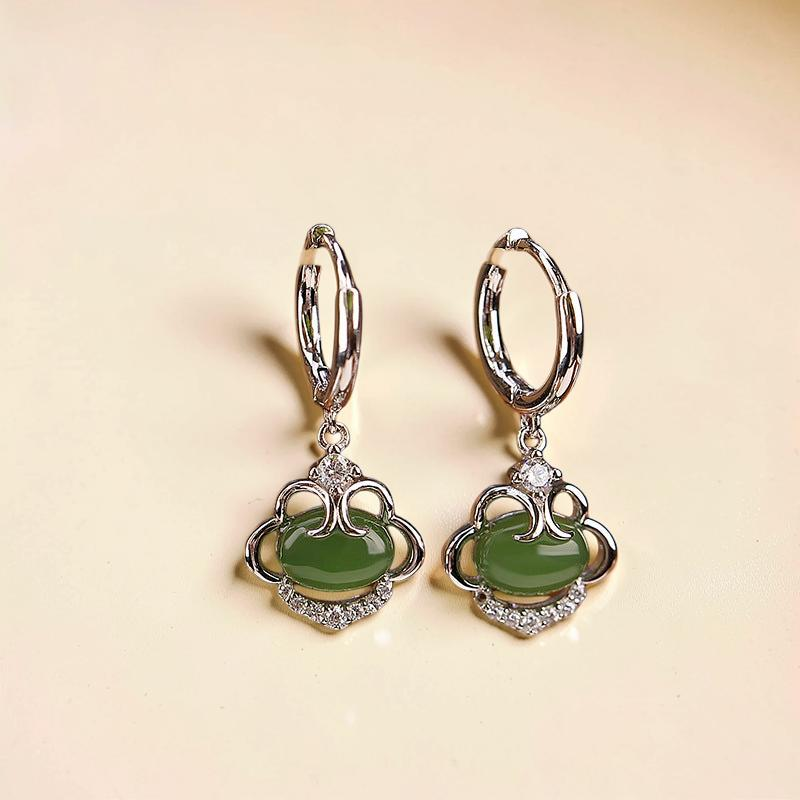 Boucles d’Oreilles Jade – Harmonie Dorée, Argent