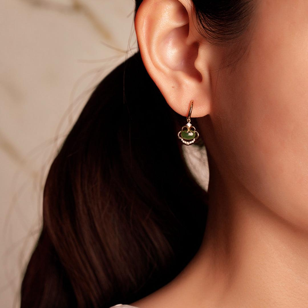 Boucles d’Oreilles Jade – Harmonie Dorée, Argent