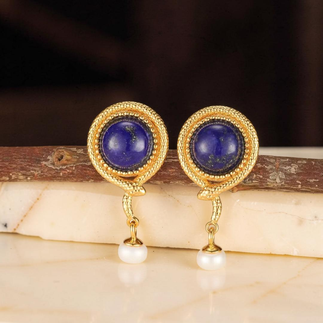 Boucles d’Oreilles Lapis Lazuli Serpent – Perle Lumineuse, Argent Plaqué Or