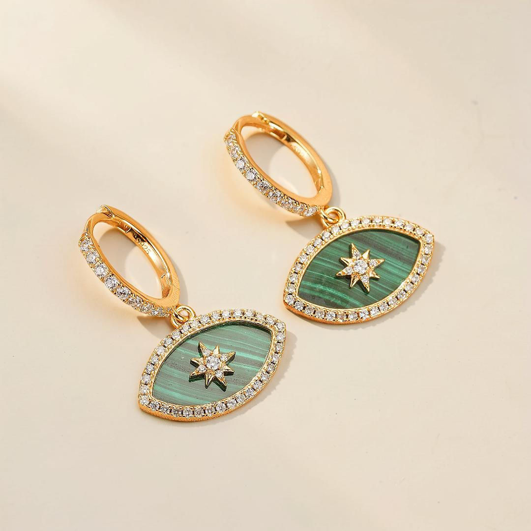 Boucles d’oreilles Malachite – Regard Solaire, Argent Plaqué Or