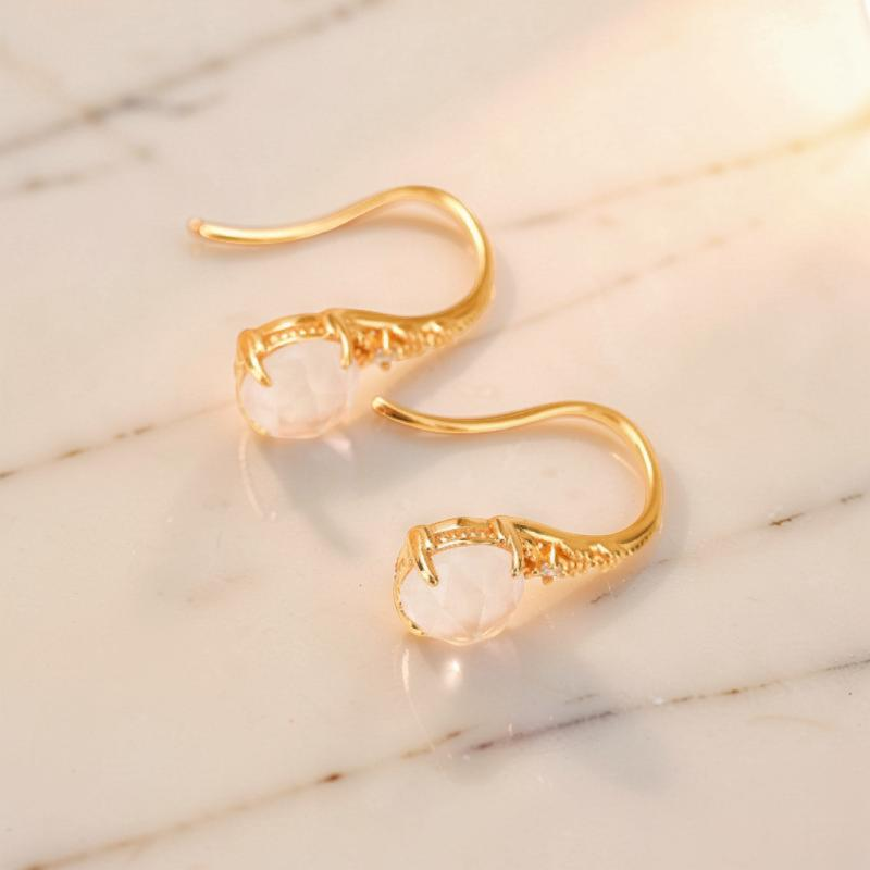 Boucles d'Oreilles Quartz Rose – Éclat Floral, Argent Plaqué Or