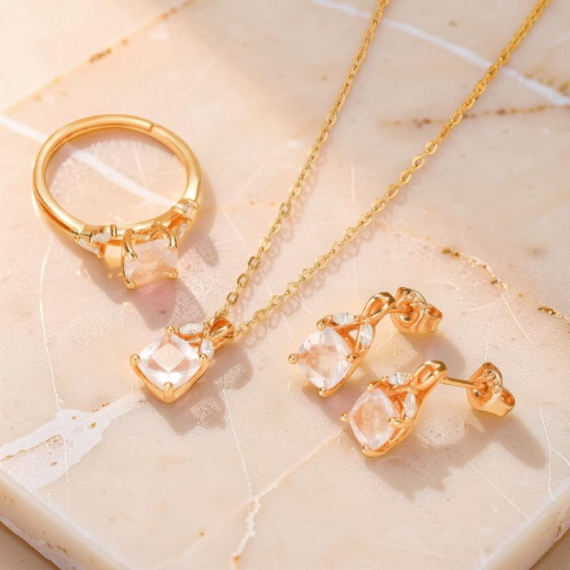 Boucles d'Oreilles Quartz Rose – Élégant Feuillu, Argent Plaqué Or