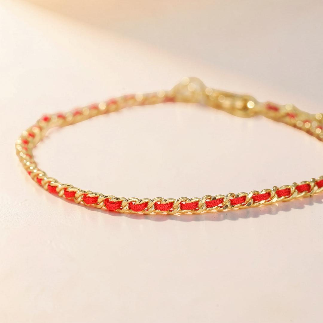 Bracelet Cordon Rouge – Chaîne de Protection