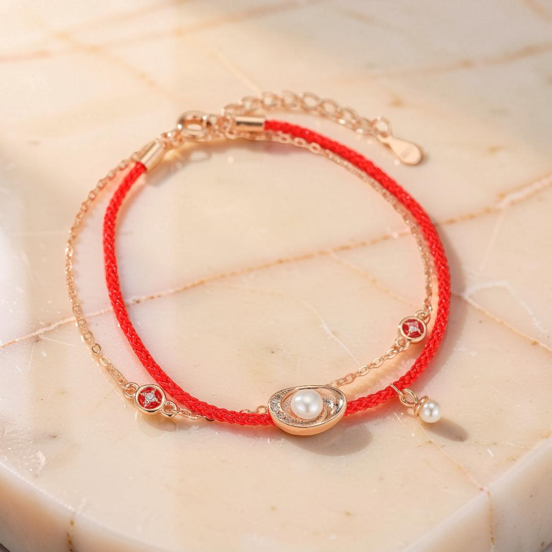 Bracelet Cordon Rouge et Perle – Trésor Marin, Argent Plaqué Or