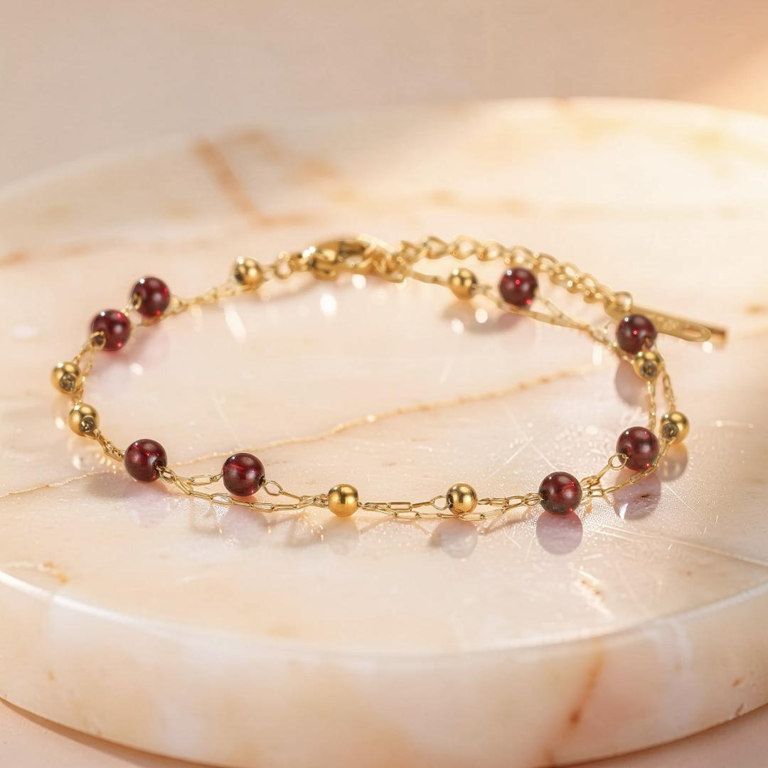 Bracelet Grenat – Cœur de Passion, Plaqué Or 18K