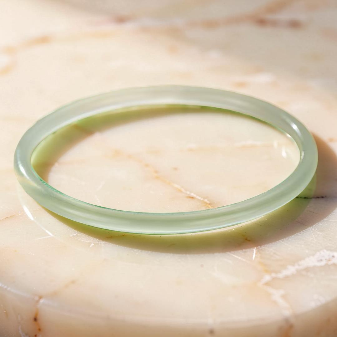 Bracelet Jonc Calcédoine – Clarté Minérale