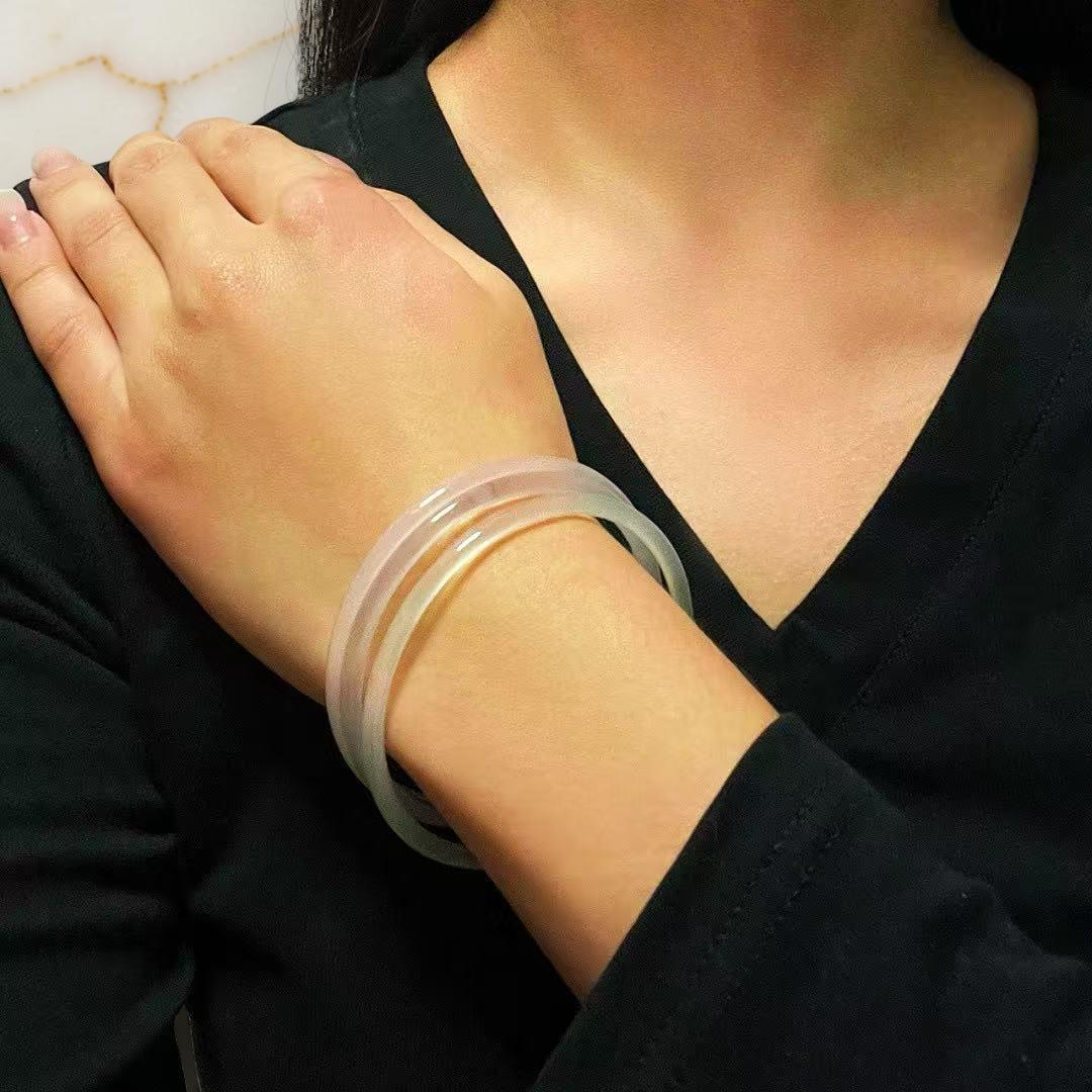 Bracelet Jonc Calcédoine – Clarté Minérale