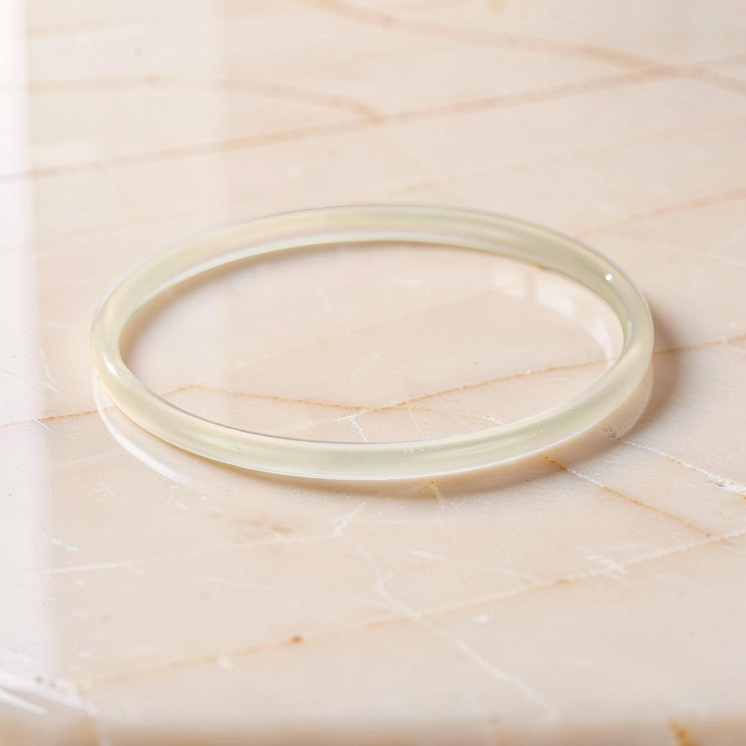 Bracelet Jonc Calcédoine – Clarté Minérale