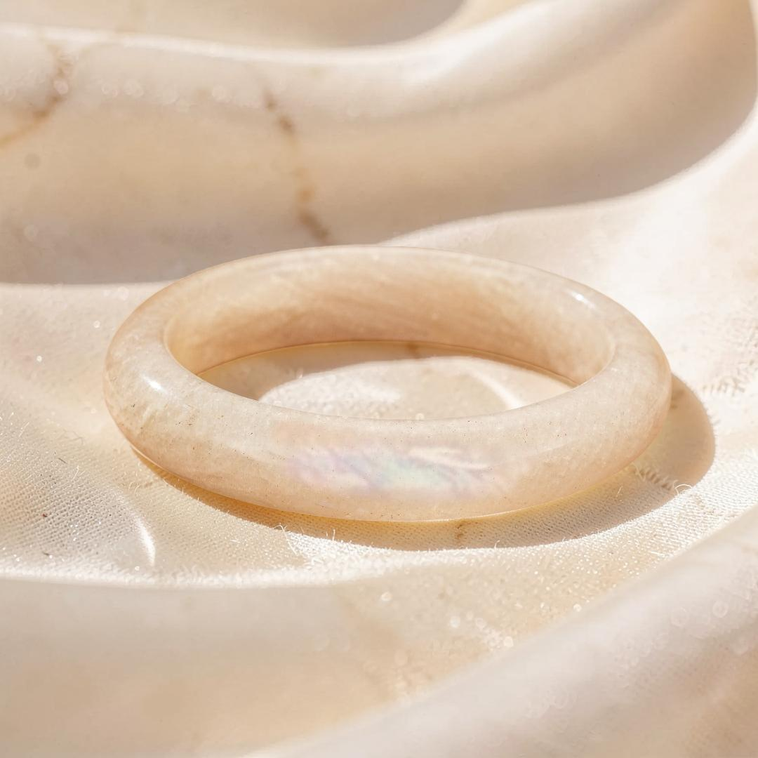 Bracelet Jonc Pierre de Lune – Aura Lunaire