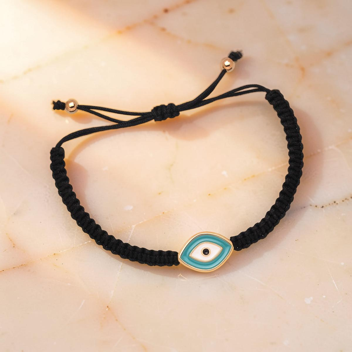 Bracelet Mauvais Œil Force Spirituelle en Fil Rouge