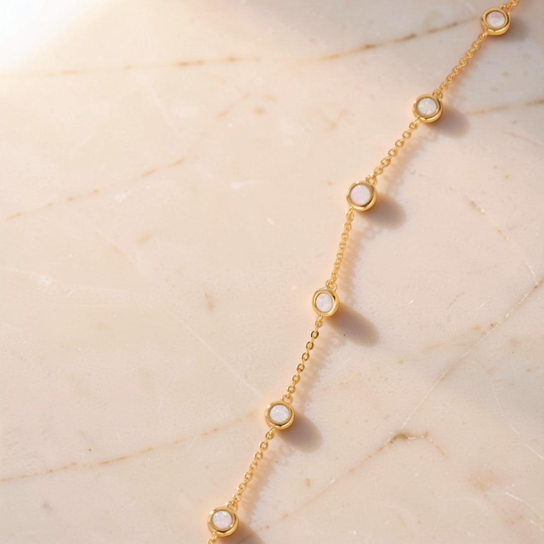 Bracelet Opale – Éclat de Neige, Argent Plaqué Or