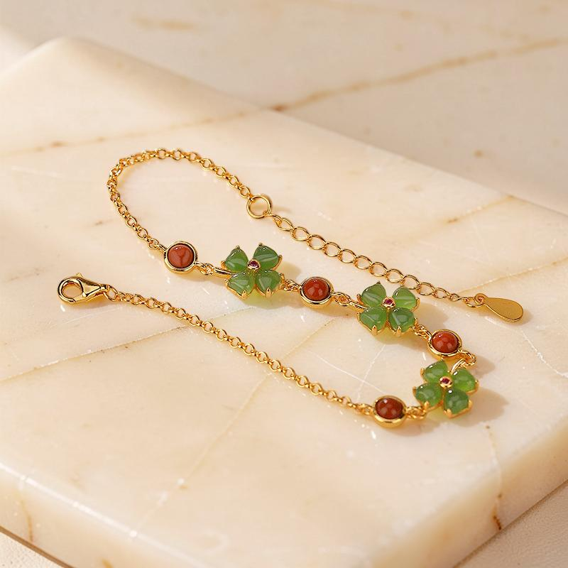 Bracelet Trèfle en Jade – Chance Sereine, Argent Plaqué Or