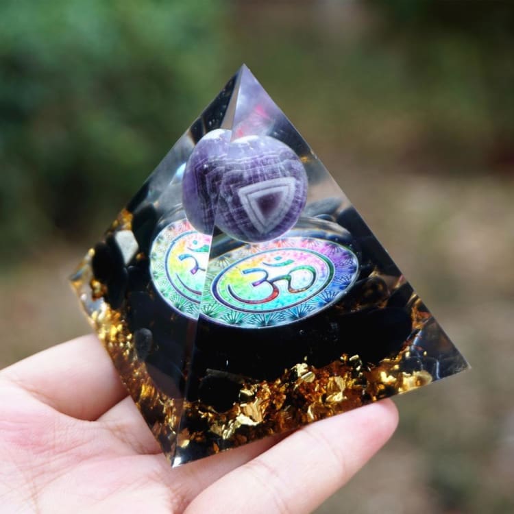 Pyramide en Orgonite et Obsidienne de 10cm