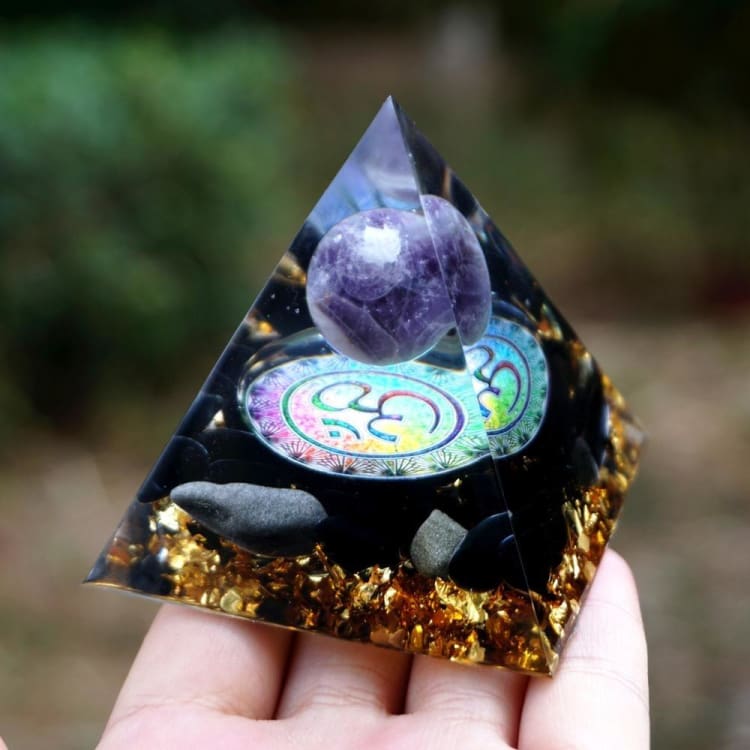Pyramide en Orgonite et Obsidienne de 10cm