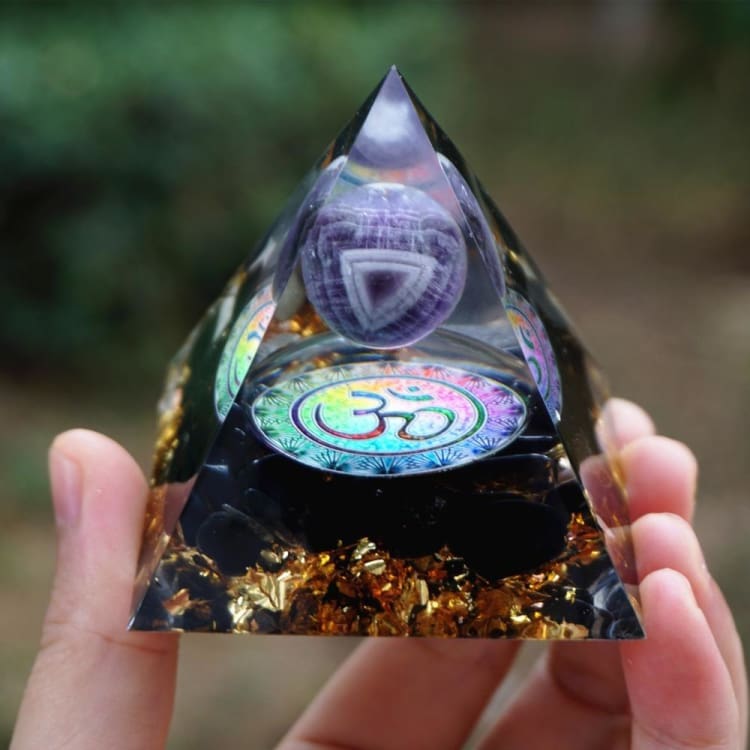 Pyramide en Orgonite et Obsidienne de 10cm