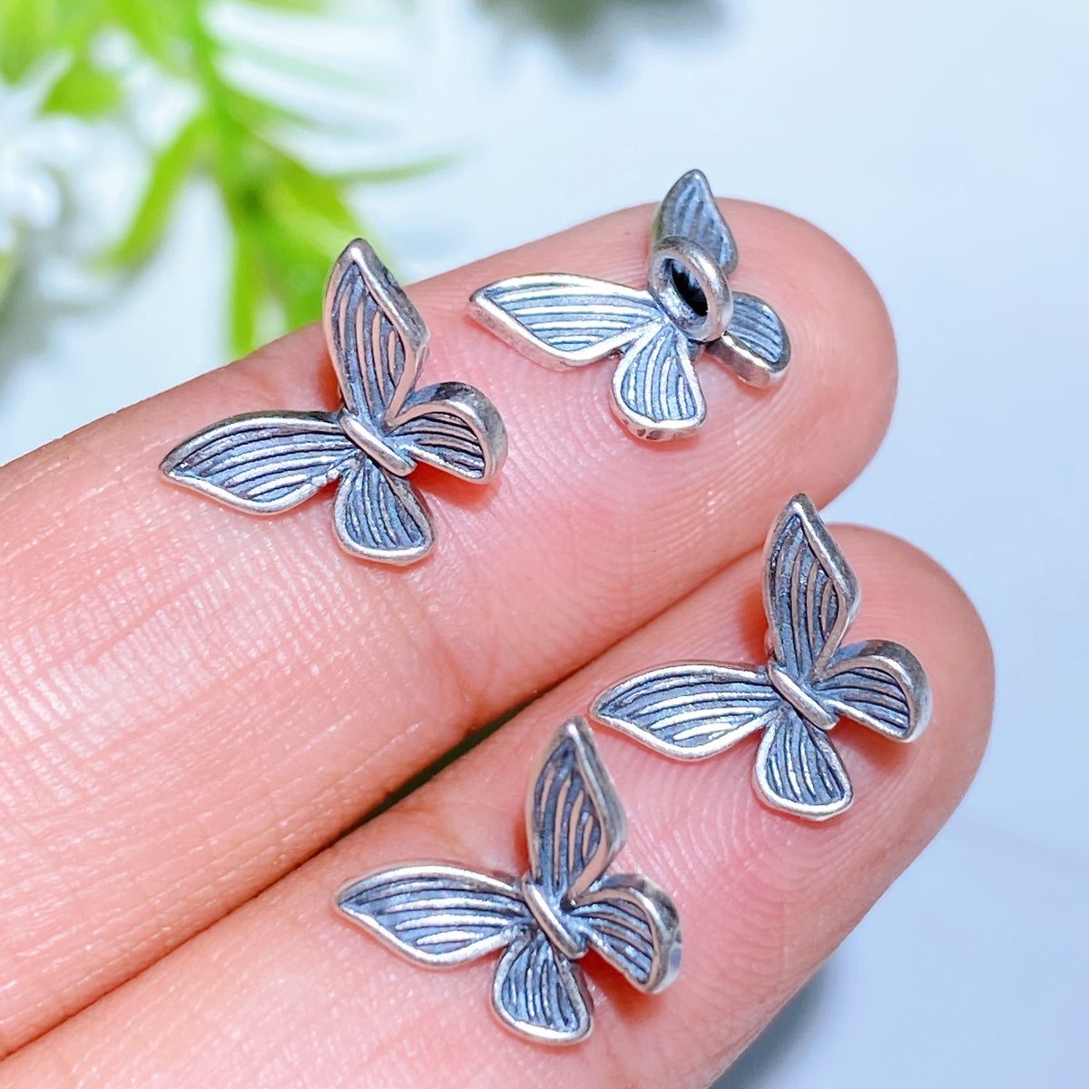 Breloques Sculptées en Argent S925 — Charms Spirituels DIY pour Créations Personnalisées (5–15 mm)