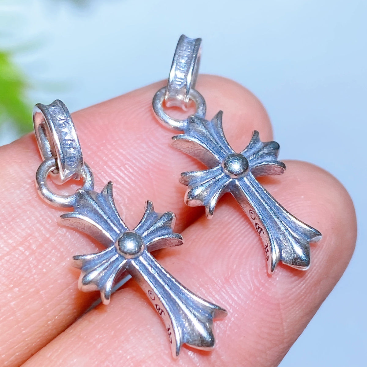 Breloques Sculptées en Argent S925 — Charms Spirituels DIY pour Créations Personnalisées (5–15 mm)