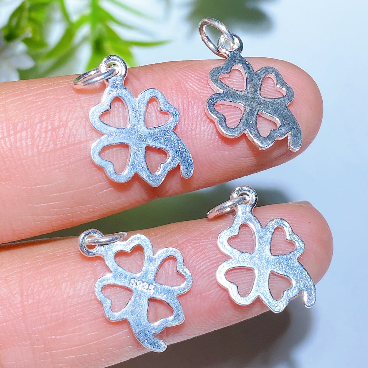 Breloques Sculptées en Argent S925 — Charms Spirituels DIY pour Créations Personnalisées (5–15 mm)