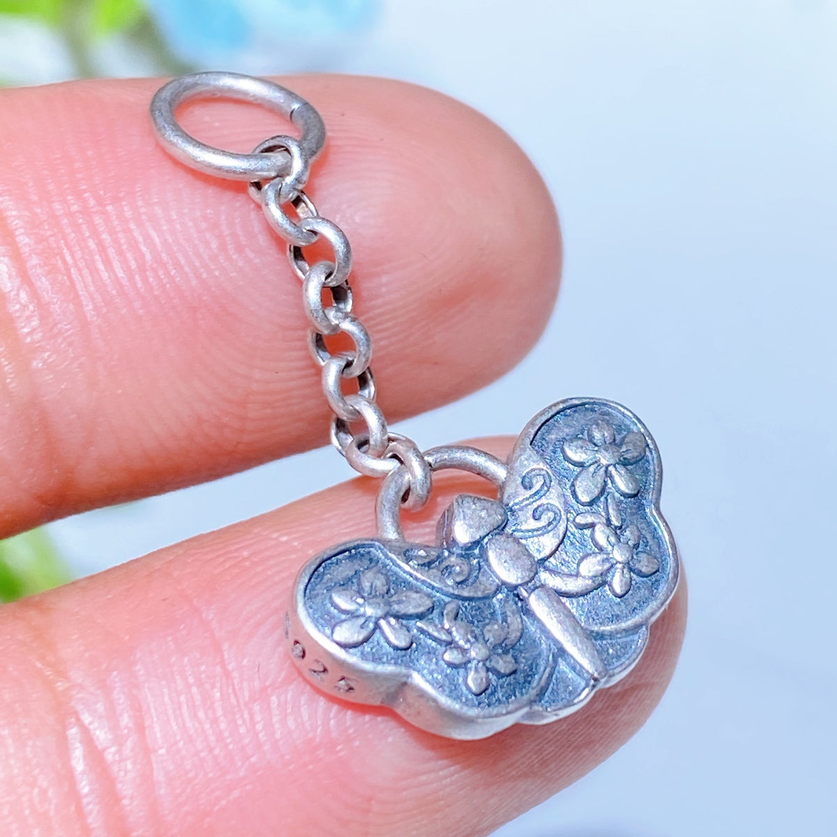 Breloques Sculptées en Argent S925 — Charms Spirituels DIY pour Créations Personnalisées (5–15 mm)