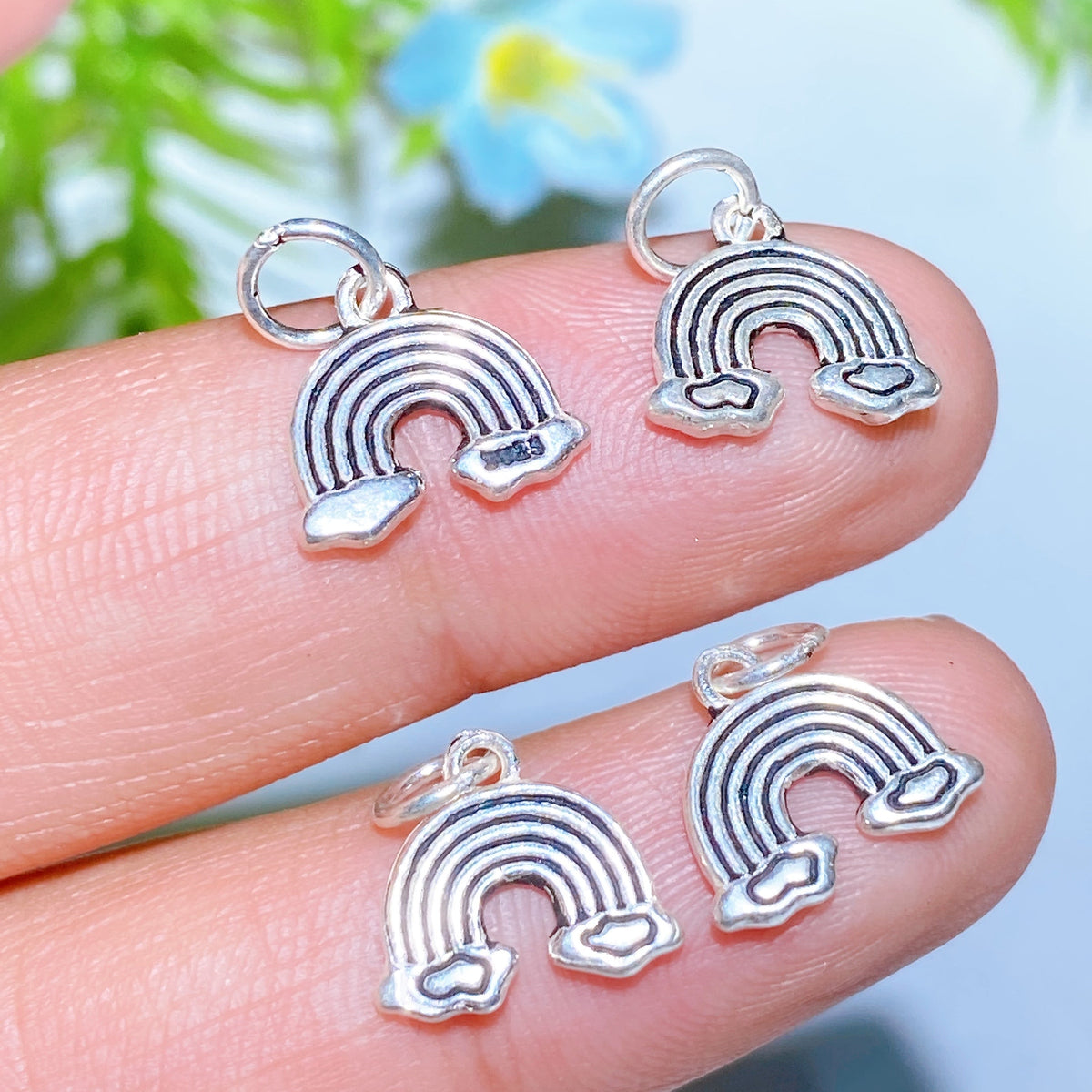 Breloques Sculptées en Argent S925 — Charms Spirituels DIY pour Créations Personnalisées (5–15 mm)