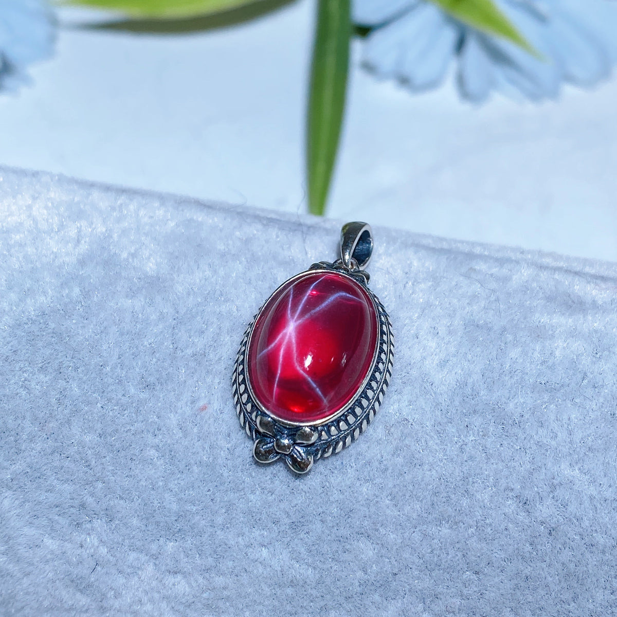 Parure Rubis Étoilé Naturel Réactif UV en Argent 925