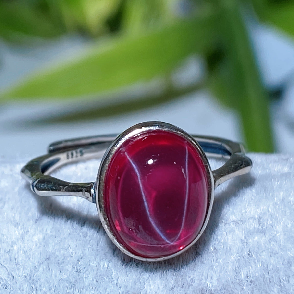 Parure Rubis Étoilé Naturel Réactif UV en Argent 925