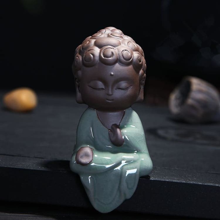 Statuette Bouddha en Céramique – Harmonie & Sérénité