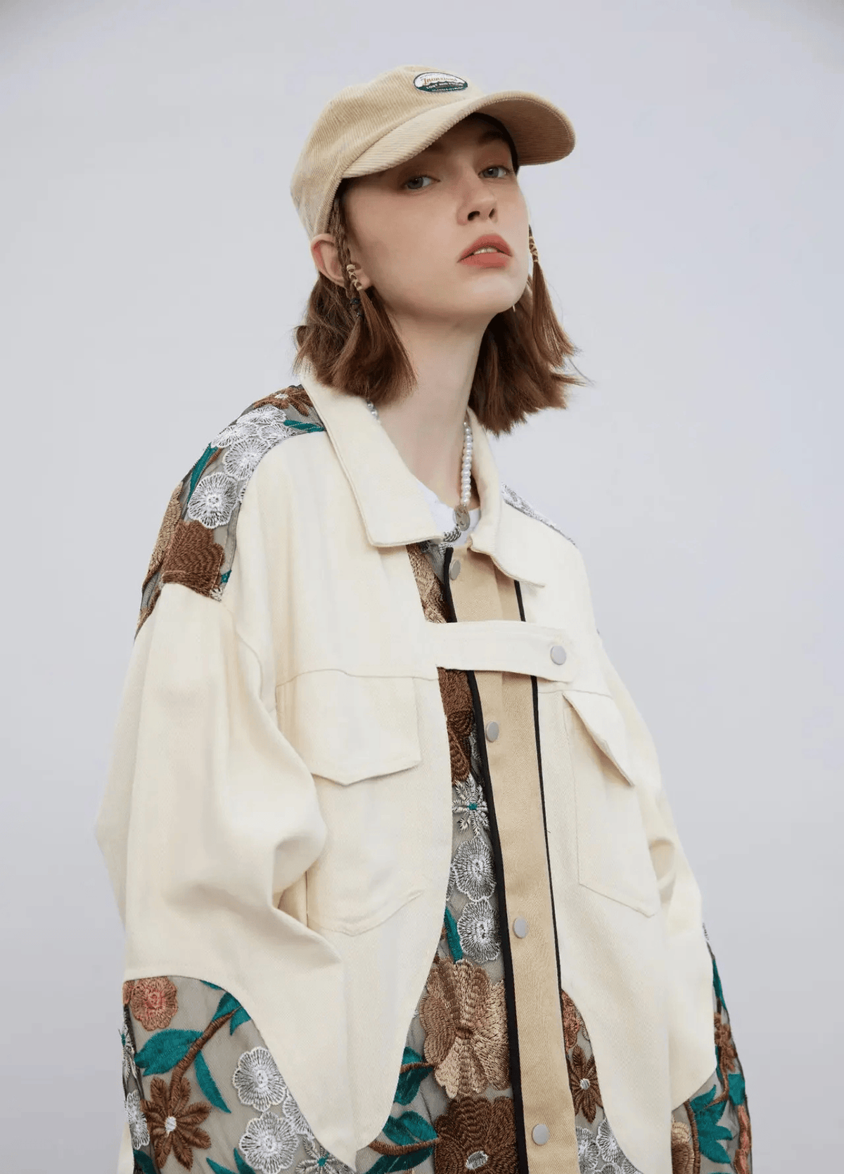 Veste kimono femme motif chrysanthème beige – Kiku Street