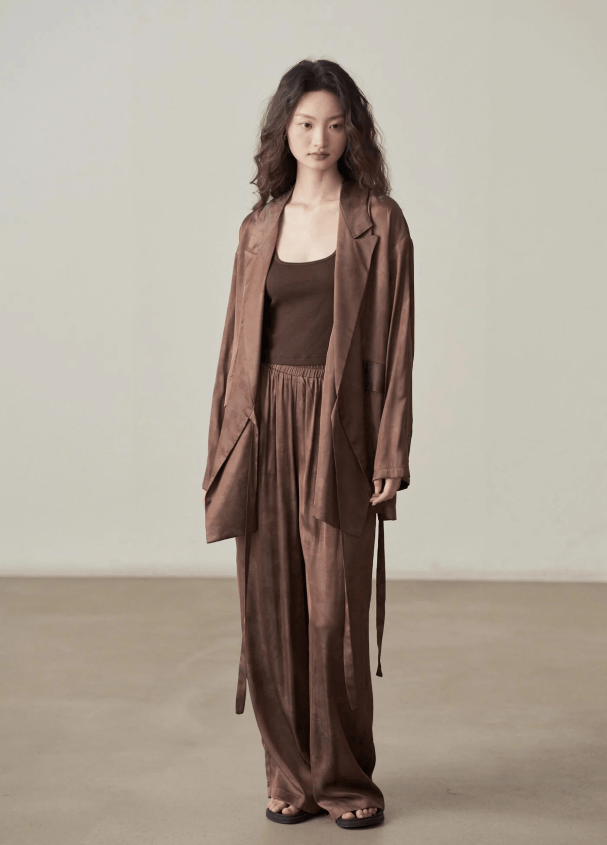 Veste kimono femme satinée marron chocolat – Kogecha