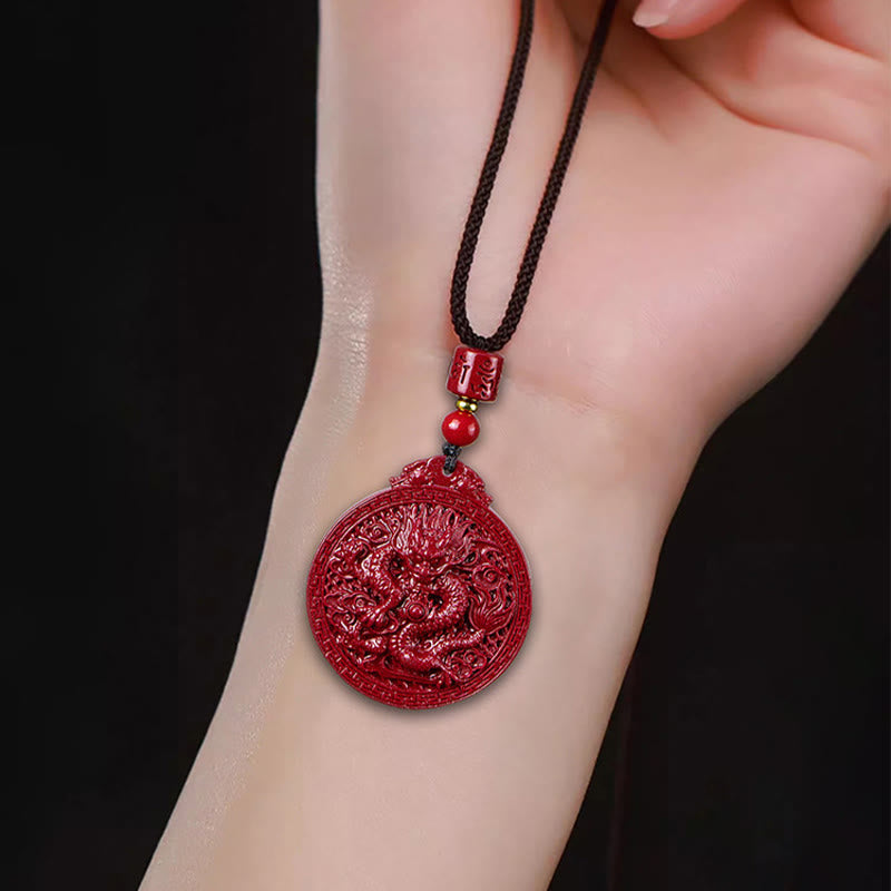 Collier Dragon de l’Année du Dragon en Cinabre Naturel
